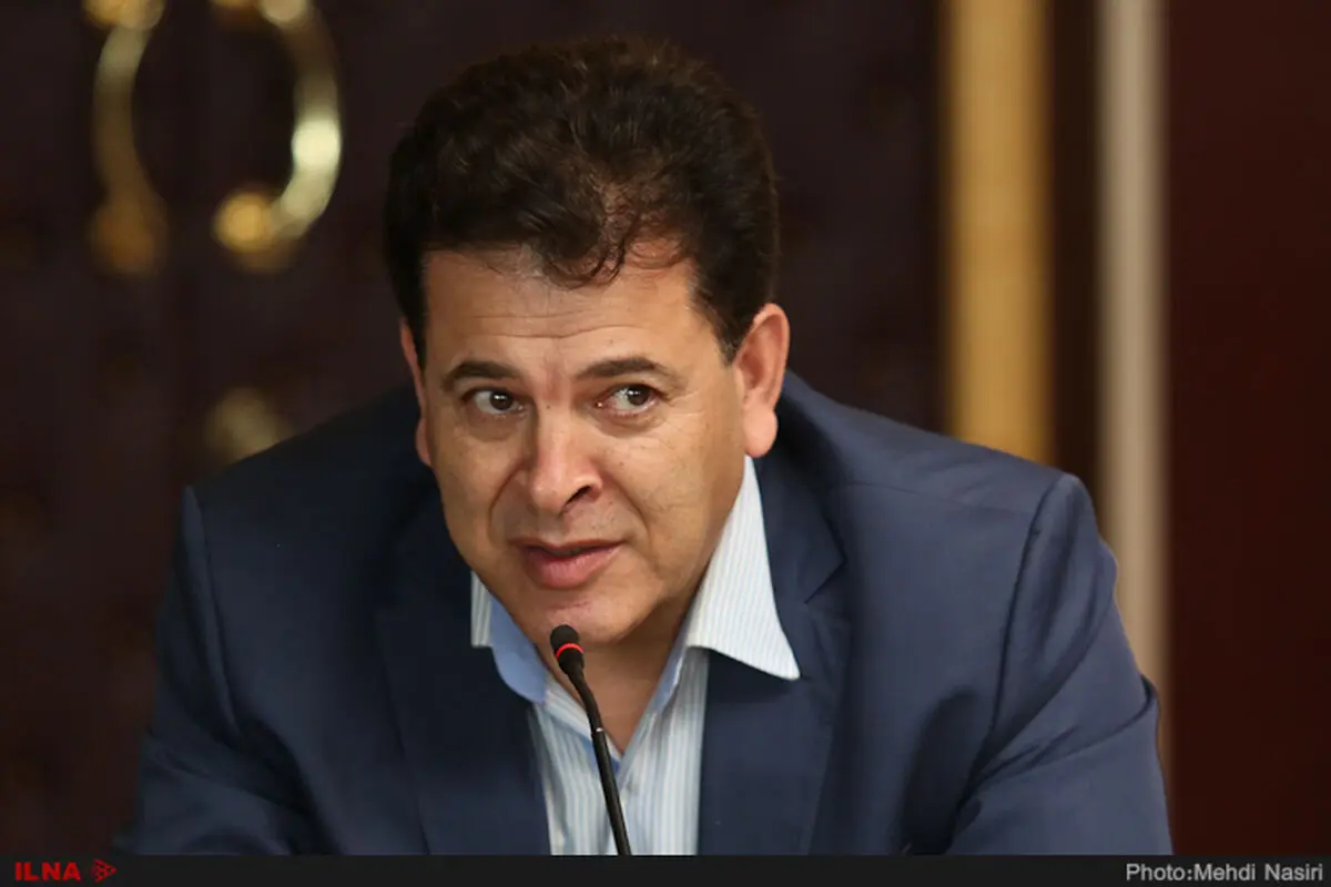 ویدیو: انتقاد درودگر از دستورالعمل فدراسیون برای نقل و انتقلات 