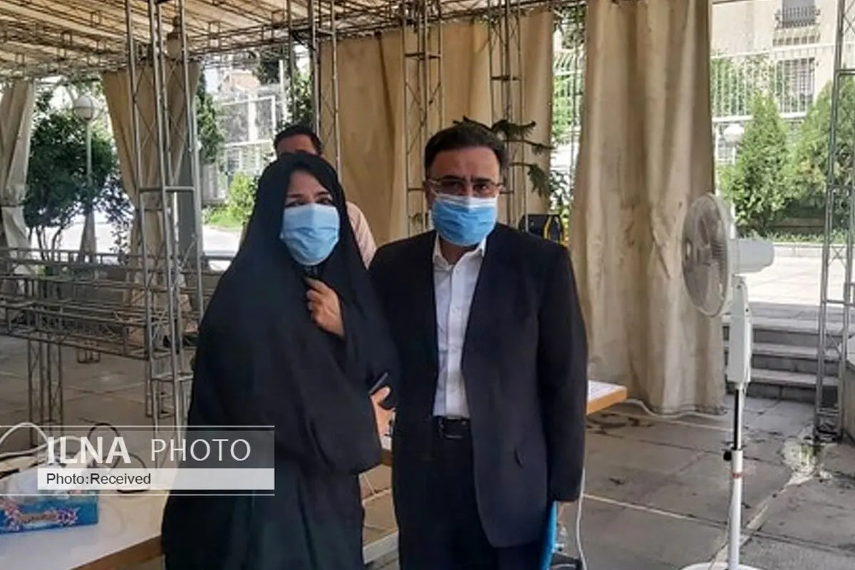 ویدئو/ حضور مصطفی تاجزاده در وزارت کشور برای ثبت نام ریاست جمهوری