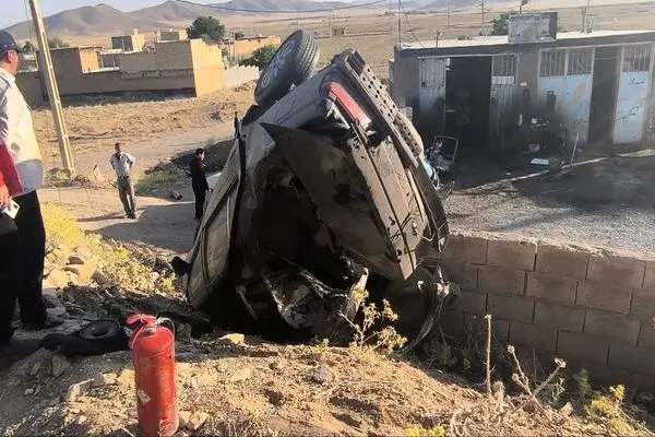 واژگونی خودروی پژو در محور بن _وردنجان سه مصدوم بر جای گذاشت