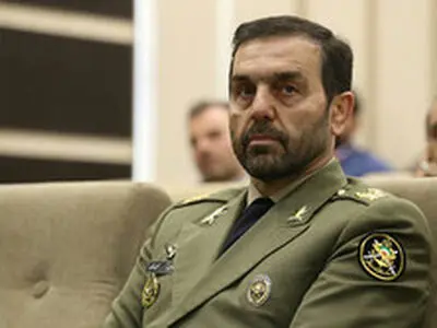 اجازه ندهیم معاندان به پیکره واحد نیروهای مسلح خدشه‌ای وارد کنند