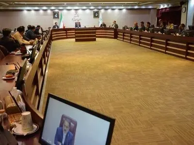 اگر صنعت هوایی زیان‌ده است چرا اینقدر متقاضی دارد؟