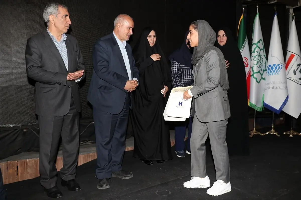 مراسم بدرقه دختران فوتسال ایران برگزار شد