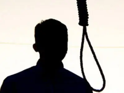 نجات ۲ قاتل از چوبه دار در زنجان