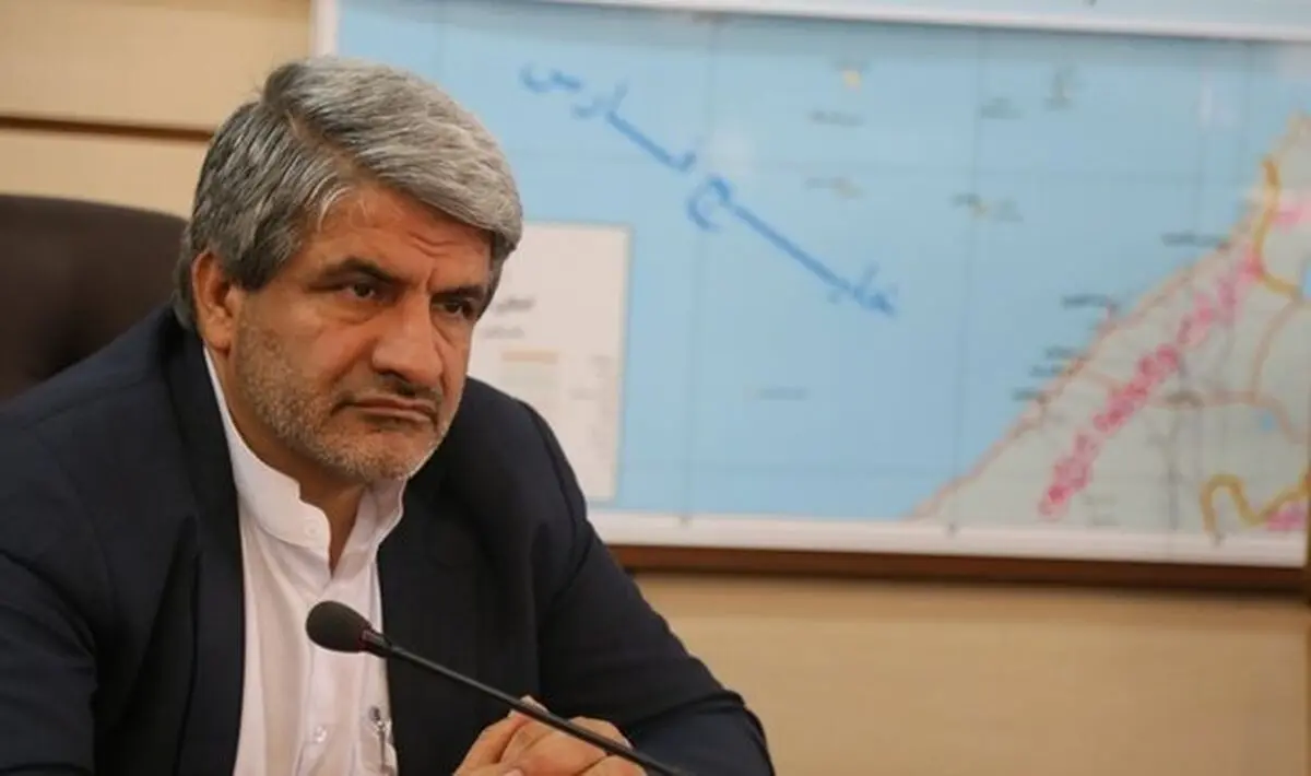  آتش‌نشانان جان‌فشانانی کردند تا مردم سالم بمانند/ متاسفانه عده‌ای مشغول گرفتن سلفی بودند
