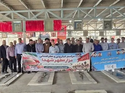 اجتماع جامعه عرصه کار و تولید خوزستان در اهواز و غبار روبی مزار شهدای فولاد خوزستان