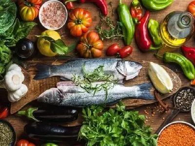 کدام مواد غذایی به‌سرعت باعث چاقی می‌شوند؟