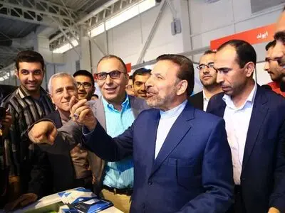 گزارش تصویری از دومین روز نمایشگاه الکامپ 