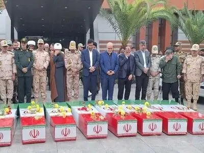 ورود پیکر پاک و مطهر هشت شهید گمنام دفاع مقدس به اهواز/مراسم تشییع دوم آذرماه
