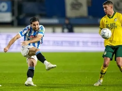 جهان‌بخش کاپیتان نیست ولی به او گوش می‌کنیم