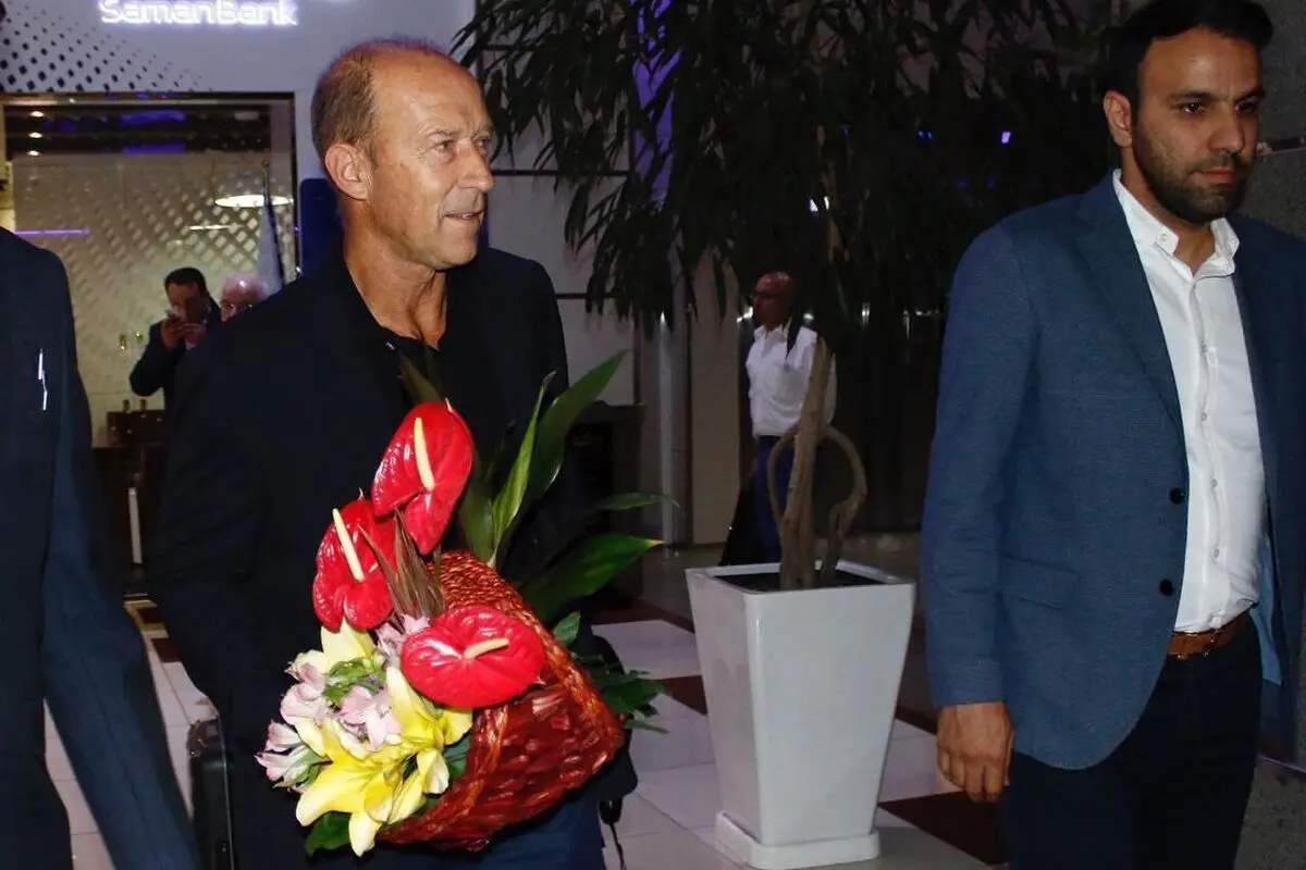 رسمی؛ کالدرون سرمربی پرسپولیس شد