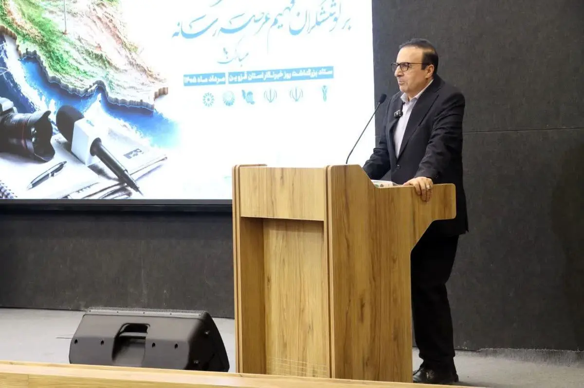 خبرنگاران روابط عمومی دستگاه‌های دولتی نیستند/ خبرنگاران صدای بی‌صدایان هستند