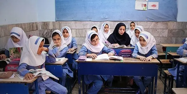 آموزش و پرورش بابت تاخیر در پرداخت حقوق اسفند ماه معلمان عذرخواهی کرد