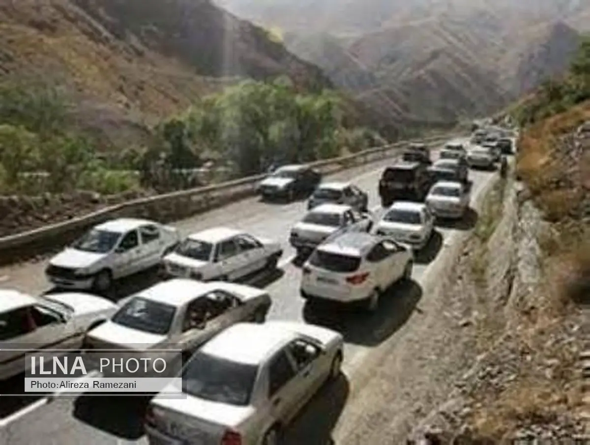 محور چالوس از ساعت ۱۶ امروز یک طرفه میشود