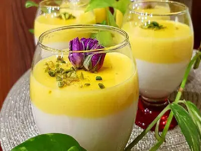 طرز تهیه فرنی زعفرانی با طعم بستنی سنتی 