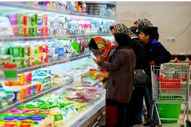 ارزاق عمومی ۲۰ میلیون نفر در استان تأمین شد/ مدیریت بازار در شرایط خاص بدون وقفه ادامه دارد