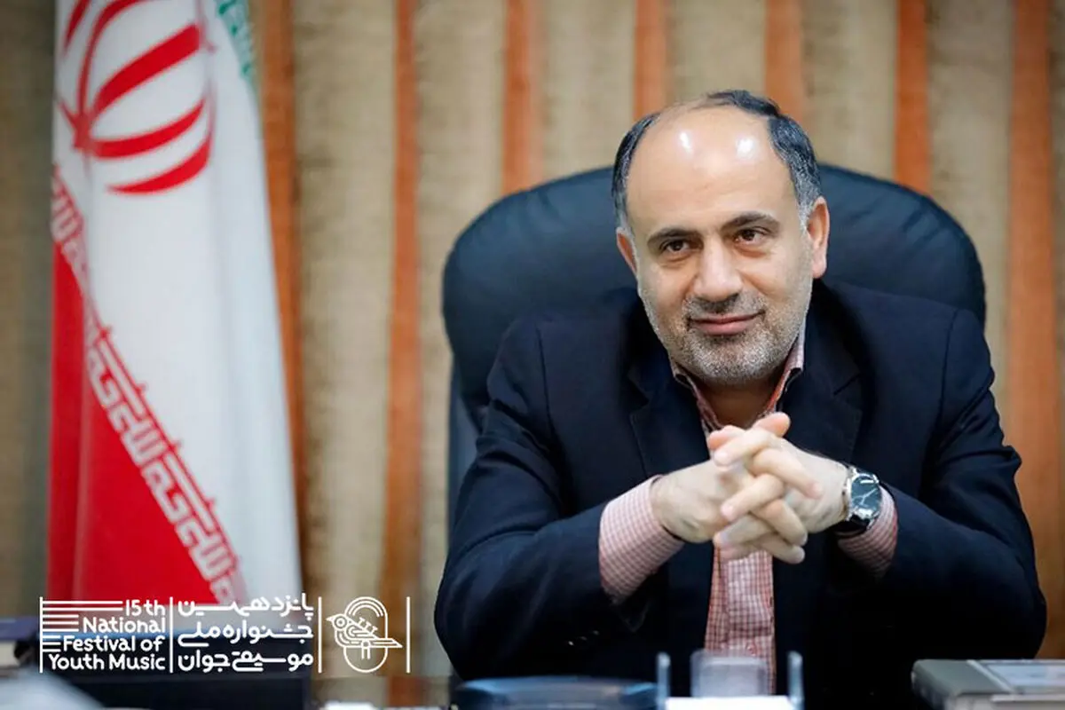 هنر و هنرمند در قالب‌های محدودکننده اداری قرار نمی‌گیرند