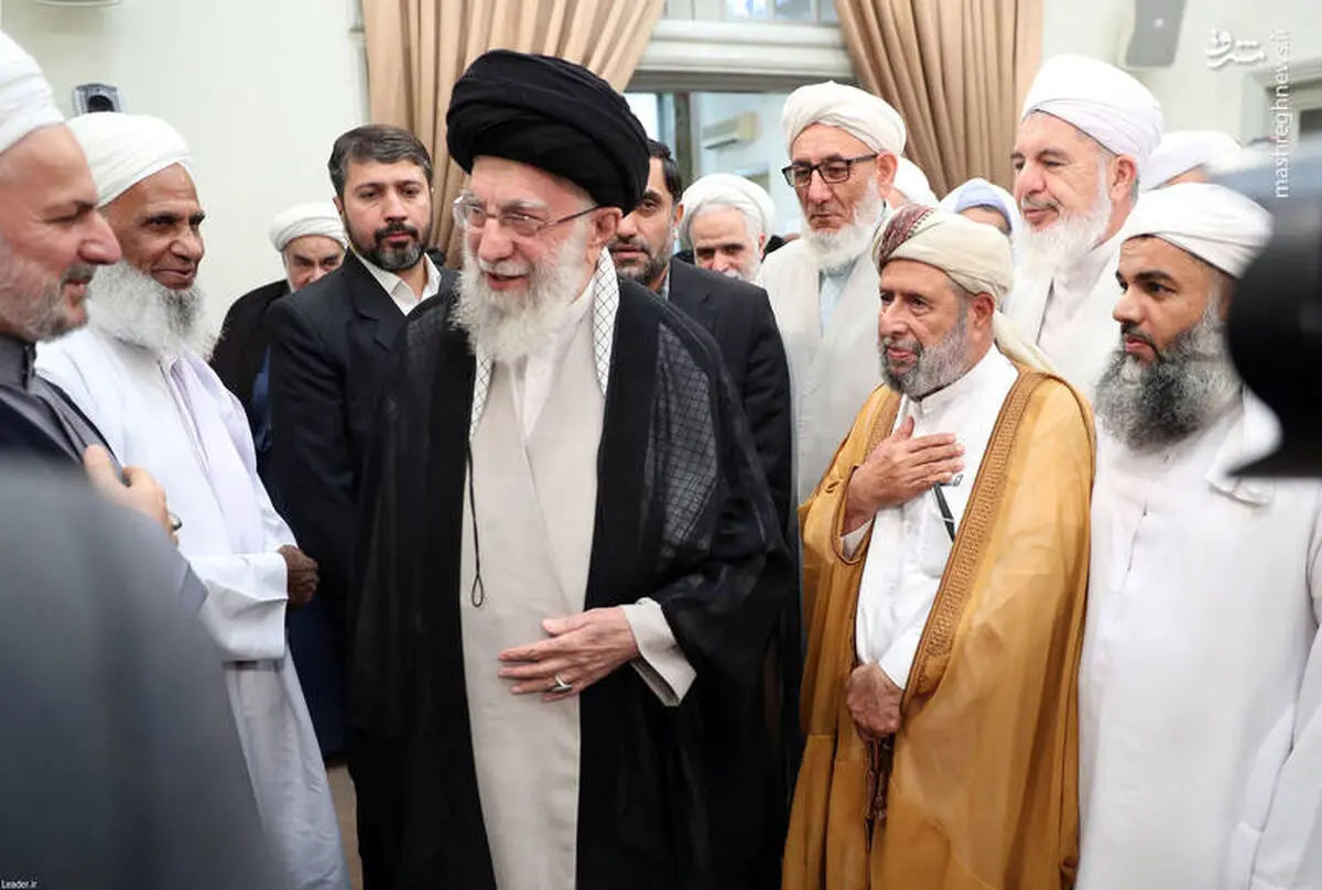 علماء أهل السنة فی محافظة هرمزکان یؤکدون دعمهم لقائد الثورة والنظام الإسلامی