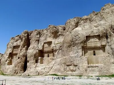 نقش رستم و نقش رجب با پیوست به تخت‌جمشید ثبت جهانی می‌شوند