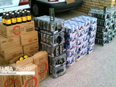 کشف بیش از ۳ تن نوشیدنی تاریخ‌مصرف‌گذشته در آبادان