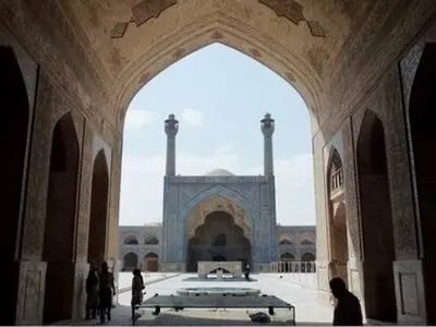 بازگشایی مساجد اصفهان صرفا جهت اقامه نماز