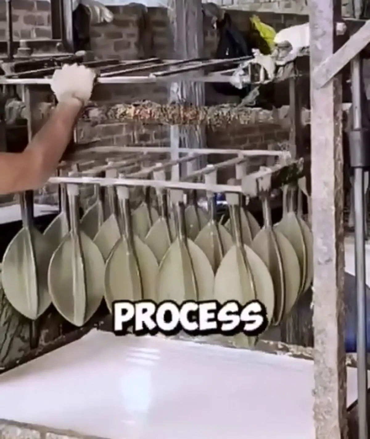 توپ فوتبال چگونه متولد می‌شود + فیلم