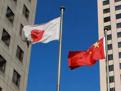 وزیر دفاع ژاپن به چین سفر می‌کند