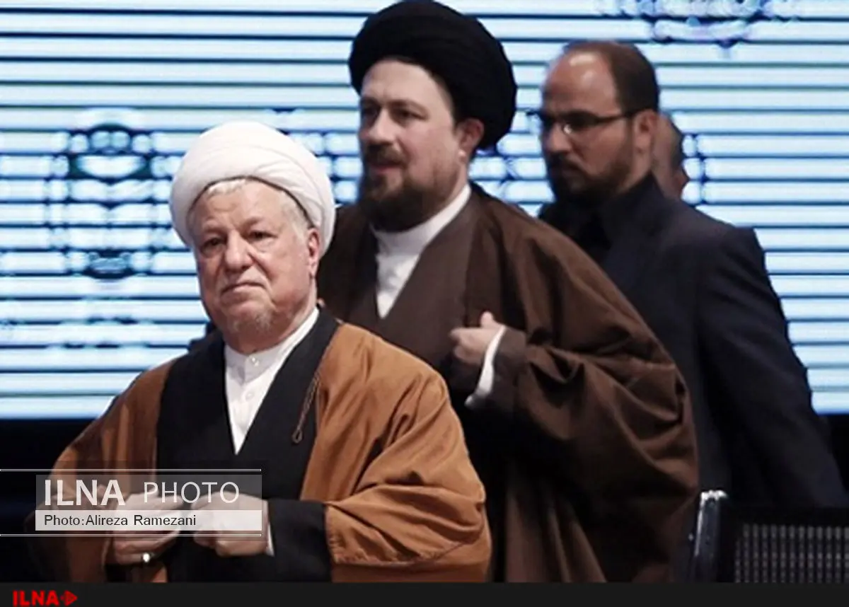 آیتالله هاشمی و سیدحسن خمینی وارد مشهد شدند