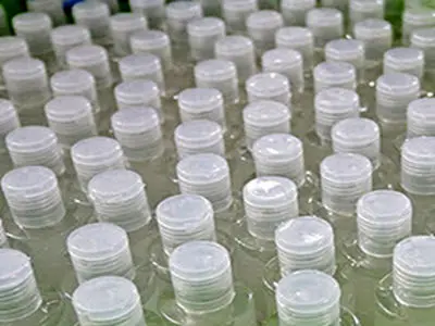 کشف ۱۰ هزار لیتر مایع ضدعفونی احتکار شده در اهواز