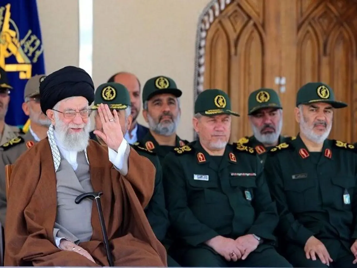 یاد و نام شهدای سپاه در مسیر مقاومت و عزت این سرزمین خواهد درخشید