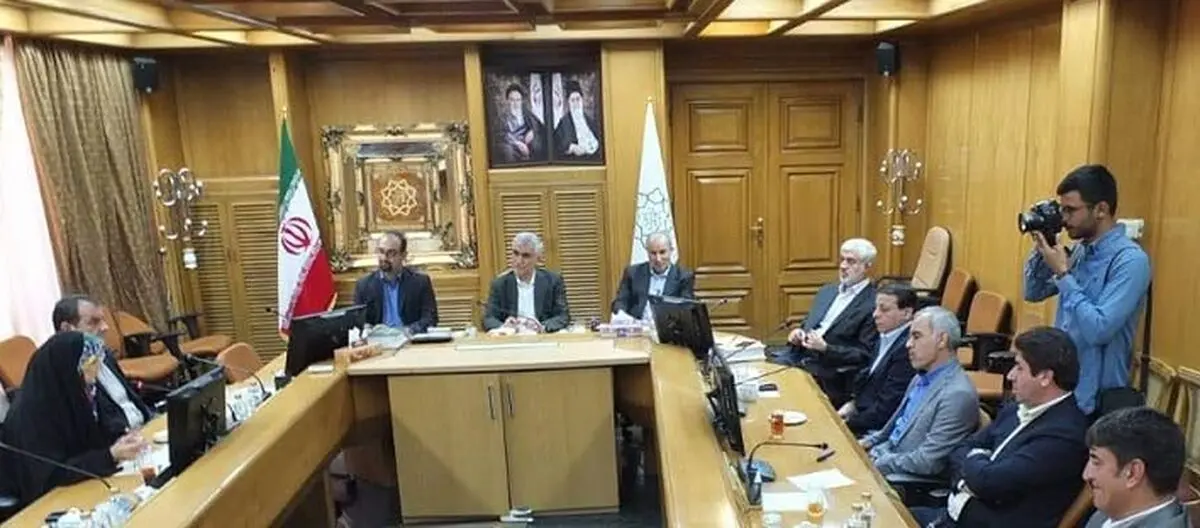 دیدار صمیمی رییس و مسئولان فدراسیون فوتبال با شهردار و عضو شورای اسلامی تهران