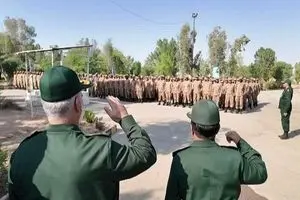  آماده دفاع قاطع از کشور هستیم