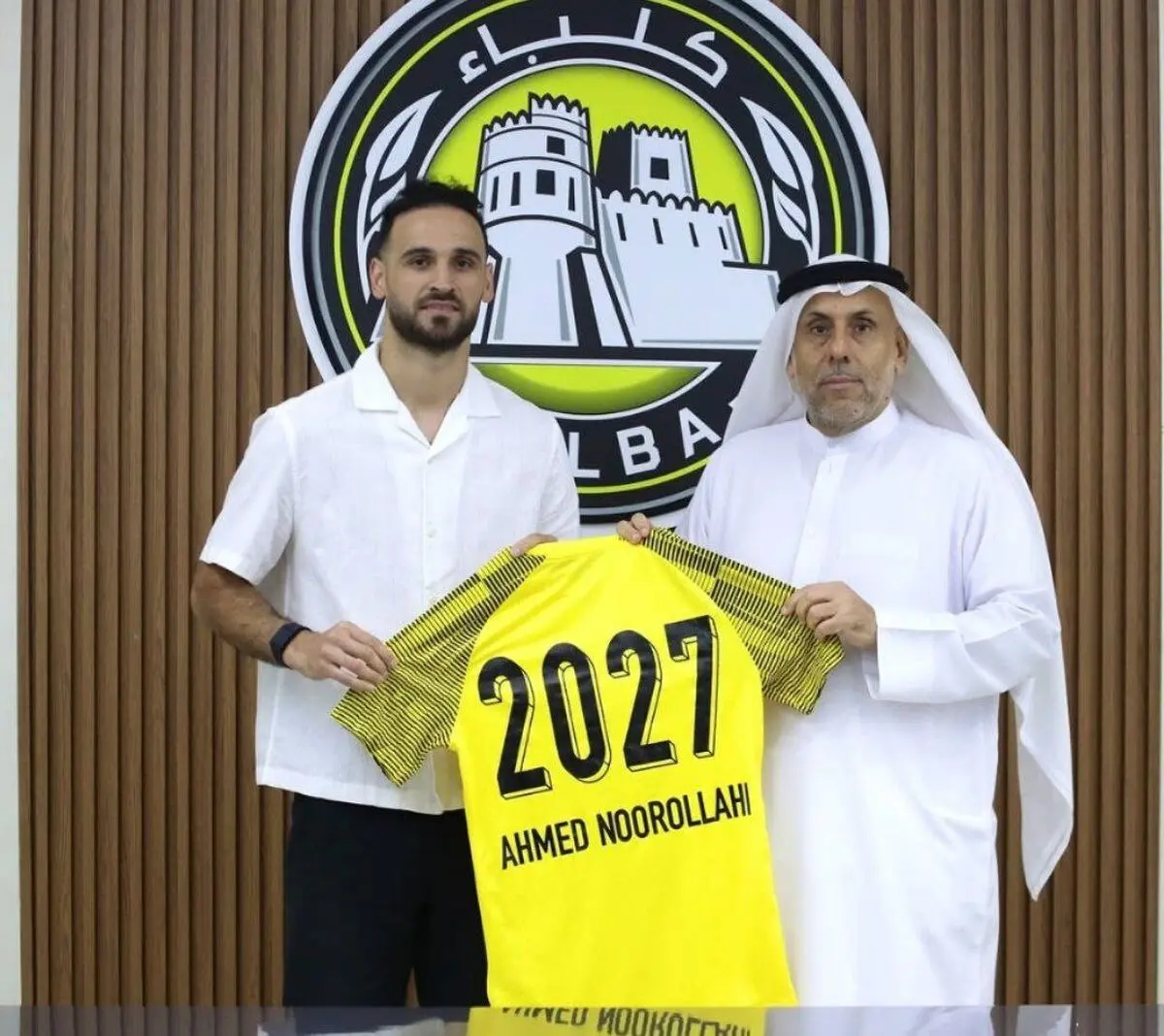 رسمی: هافبک محبوب پرسپولیسی‌ها اتحاد کلباء پیوست