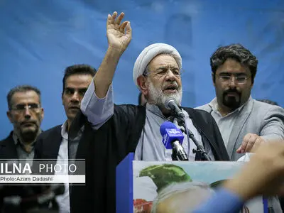 قزوینی‌ها نشان دادند مقبولیت و محبوبیت دکتر ظریف بی‌حد و مرز است