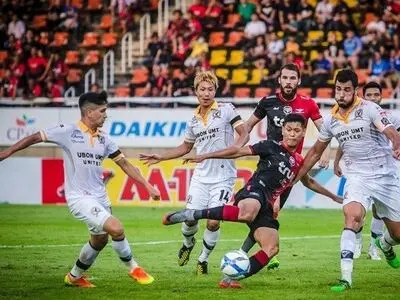برد پرگل بانکوک یونایتد در غیاب پولادی