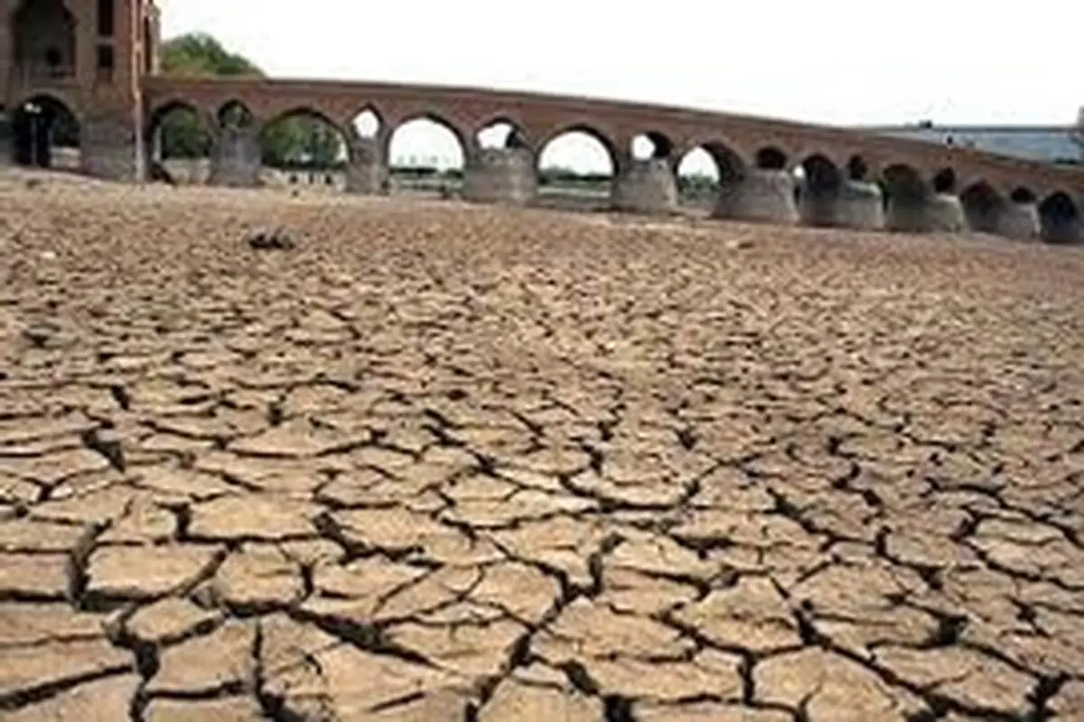 مشترکین آب، بحران خشکسالی را جدی بگیرند