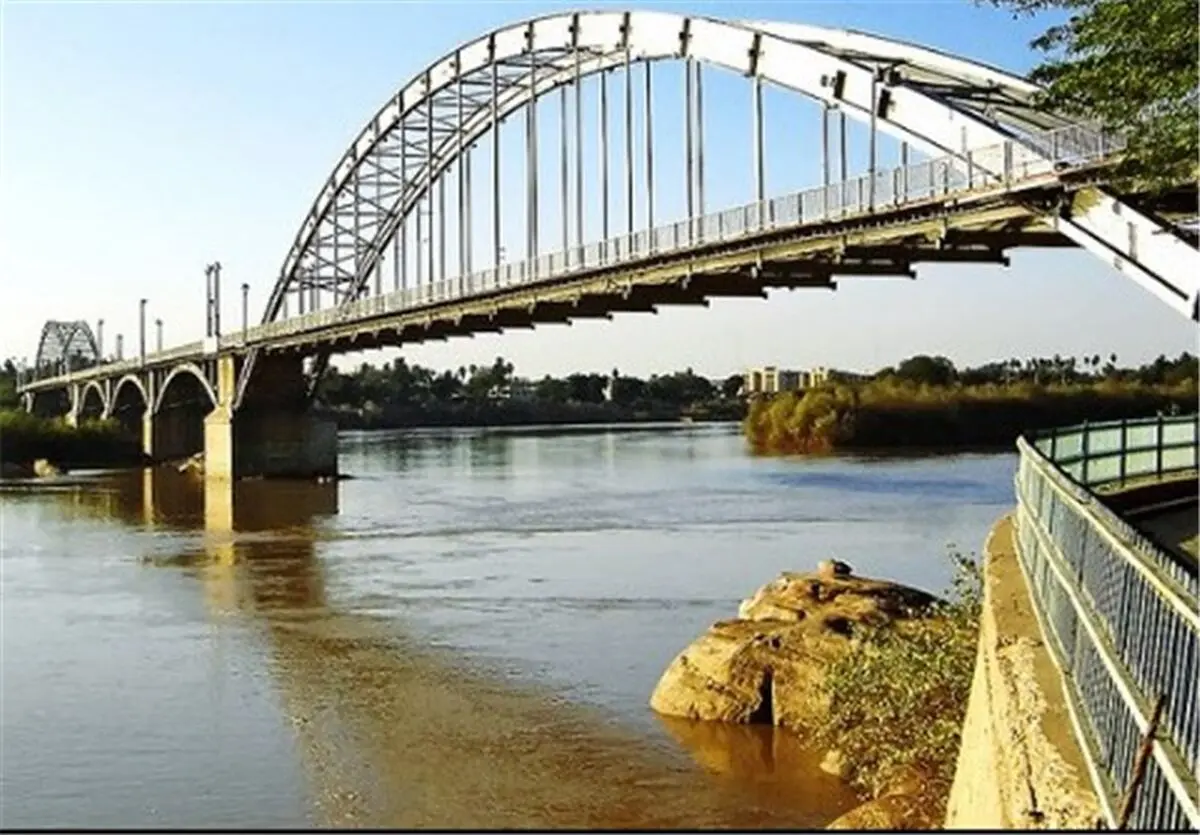 بجای انتقال آب خوزستان به کویر؛در گردشگری سرمایه‌گذاری‌ کنید/آینده خطرناک آبی کشور با اقدامات آب‌سالاران  