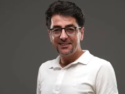 فوتبال بهانه‌ای برای روایت همبستگی کارگران