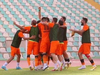 صعود ملوان و مس کرمان به لیگ برتر فوتبال