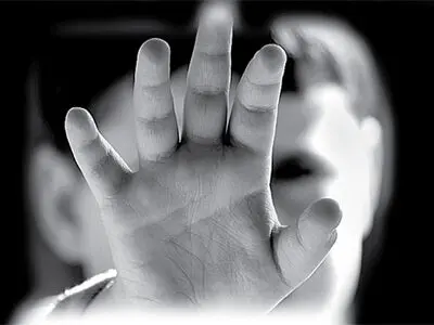یسنا کودک حاجی آبادی به‌هوش آمد/ نجات کودک با تلاش ستودنی پزشکان