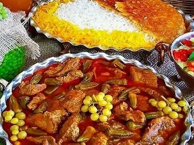 طرز تهیه خورش بامیه با طعمی بی نظیر 