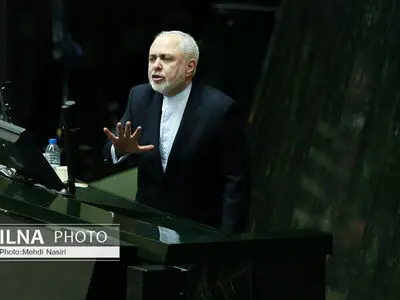 موسوی: ظریف پاسخگوترین وزیر به مجلس بود