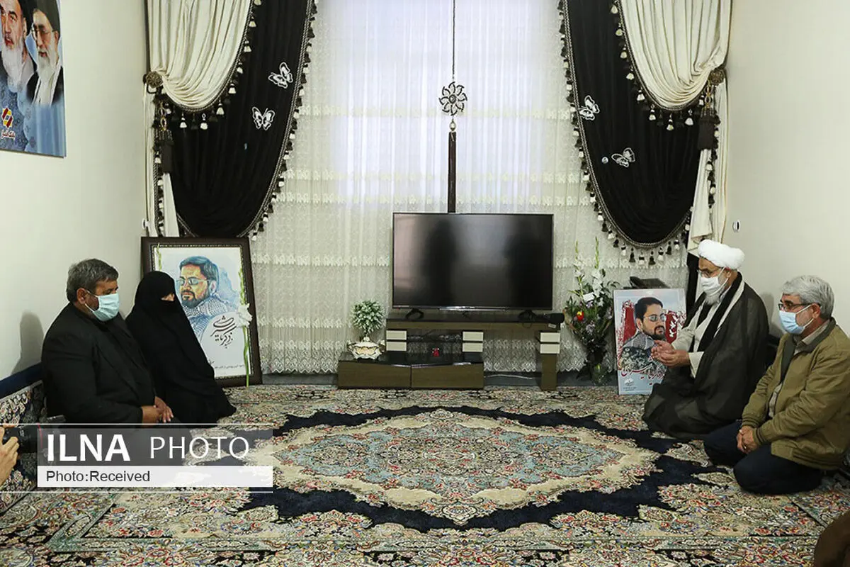 امام جمعه قزوین با خانواده شهید زکریا شیری دیدار کرد