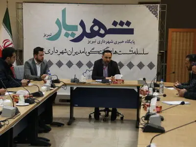 دستفروشان تبریز در سامانه "بازار" ساماندهی می شوند