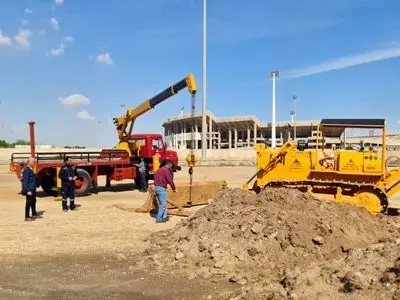 بازسازی زمین‌های فوتبال شماره ۲ و ۳ ورزشگاه غدیر اهواز