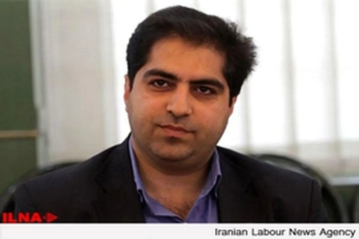 کارگران پلی‌اکریل اعتراضات‌شان را از مسیرهای قانونی دنبال کنند / قوه قضاییه علت بازداشت کارگران را مشخص کند