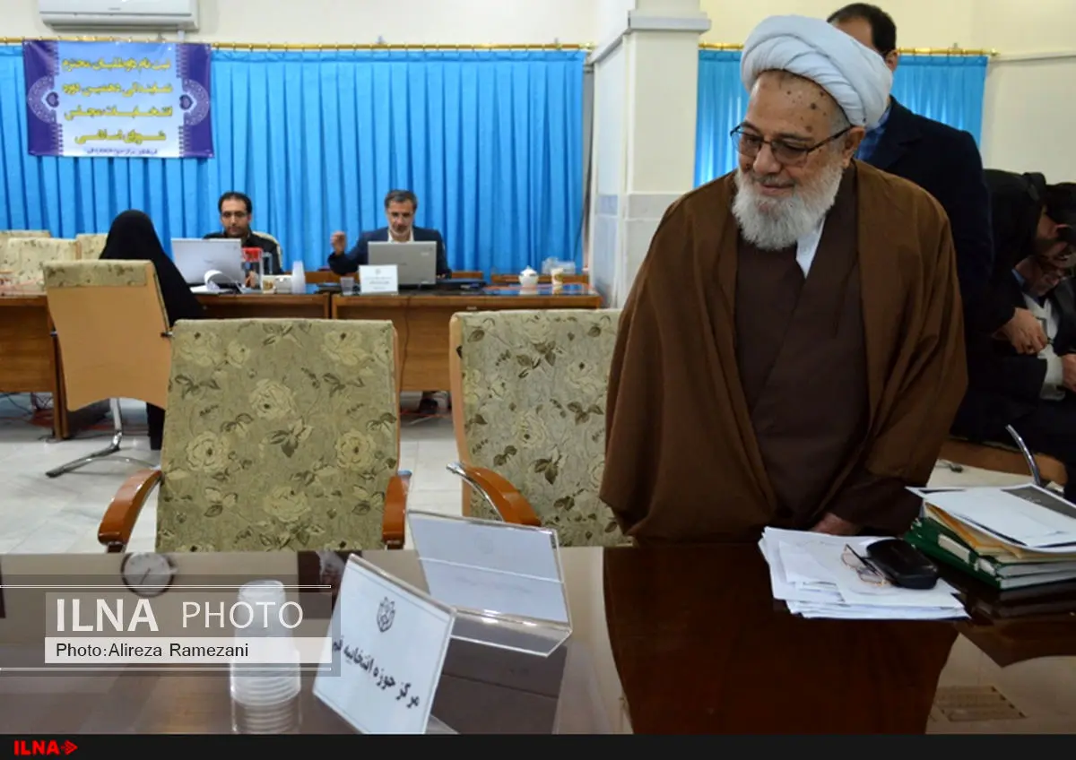 آیت الله ممدوحی کاندیدای خبرگان کرمانشاه شد