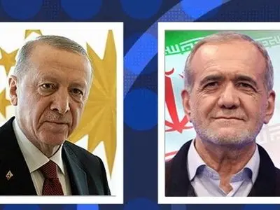 في رسالة لنظيره التركي؛ الرئيس بزشكيان يهنىء بحلول اليوم الوطني لتركيا