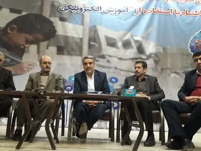 به‌عنوان نماینده شرم می‌کنم خانه 300 میلیونی با 5 میلیون معاوضه می‌شود