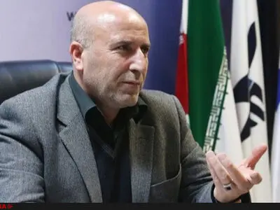 سالی 500 میلیون دفترچه وارد کشور می‌شود/از کتاب و دفتر ایرانی می‌ترسند