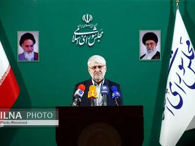 وزارت خارجه نتوانست مقدمات رساندن نامه مقام معظم رهبری به پوتین را فراهم کند